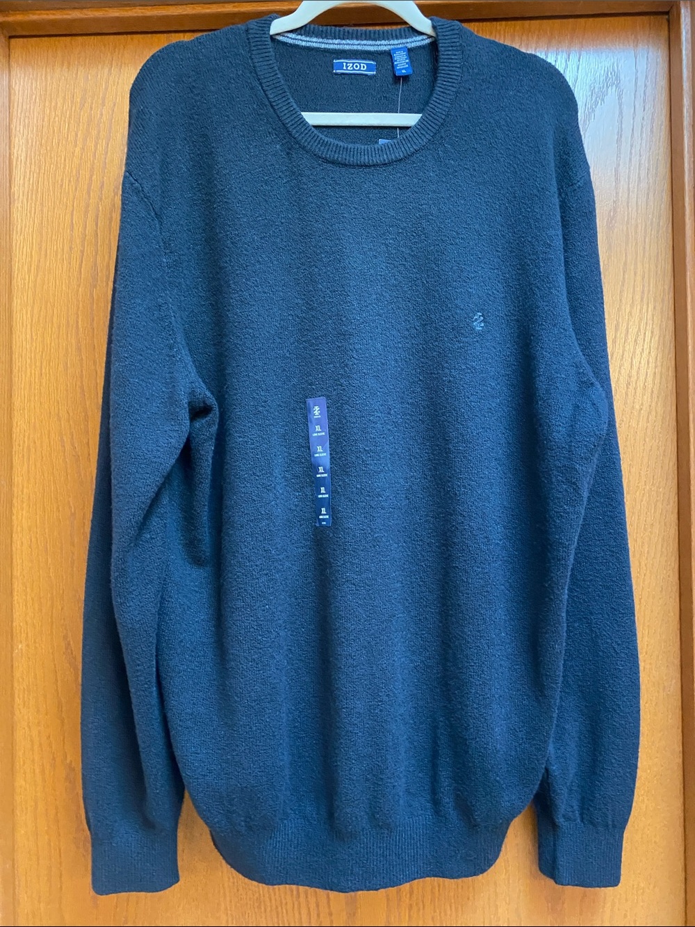 Izod Men’s Black Crewneck Sweater NWT